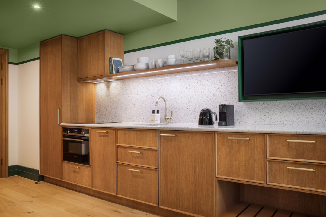TheJuly-Victoria-rm407-Executive-Apartment-Kitchen